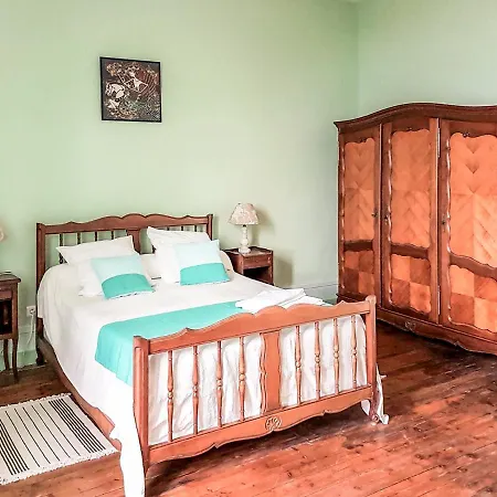 Villars-en-pons Chateau Sleeps 14 Pool Wifi 乡村民宿