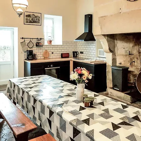 Villars-en-pons Chateau Sleeps 14 Pool Wifi * Villars-en-Pons